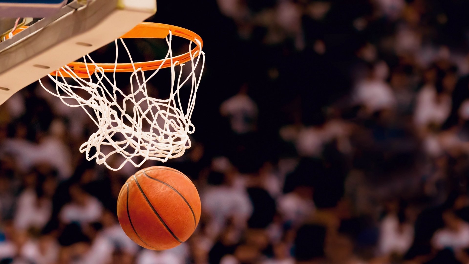 库里五赛季高光闪耀NBA，尤文图斯球迷跨界狂欢！